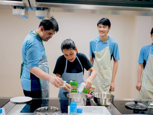 ​Grade 10 – Cooking Class | Bua Loy